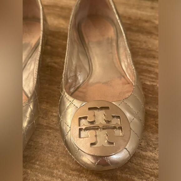 Tory Burch Quilted Silver Quinn ballet flats - Picture 10 of 11